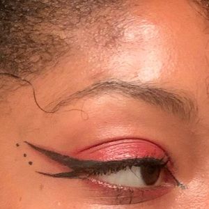 Meet your Posher, Camille